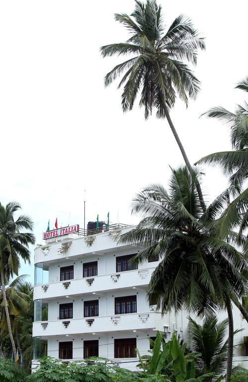 Hotel Italia Амбалангода Экстерьер фото